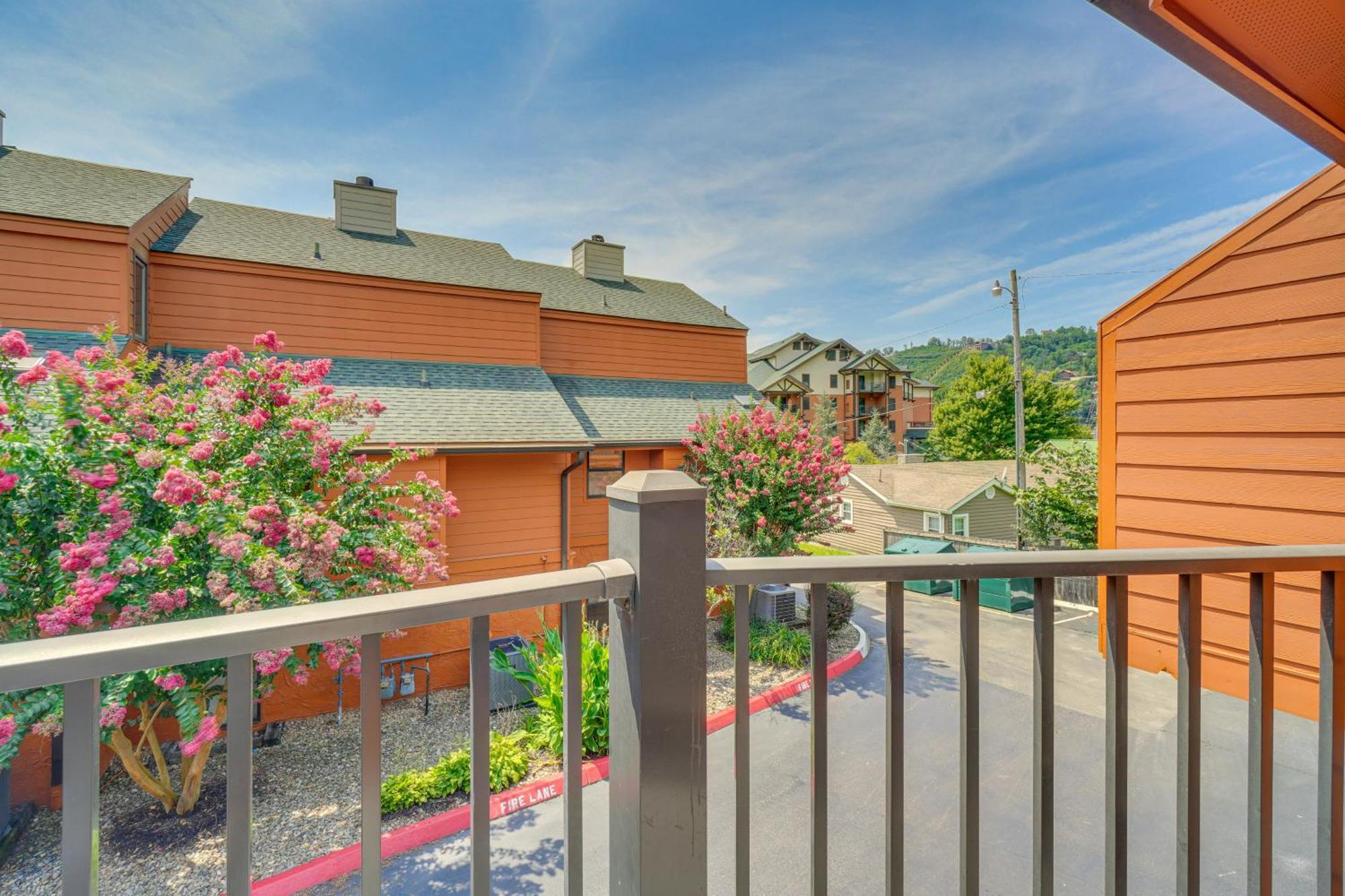 Gatlinburg Mountain Townhome With Pool Access! Zewnętrze zdjęcie