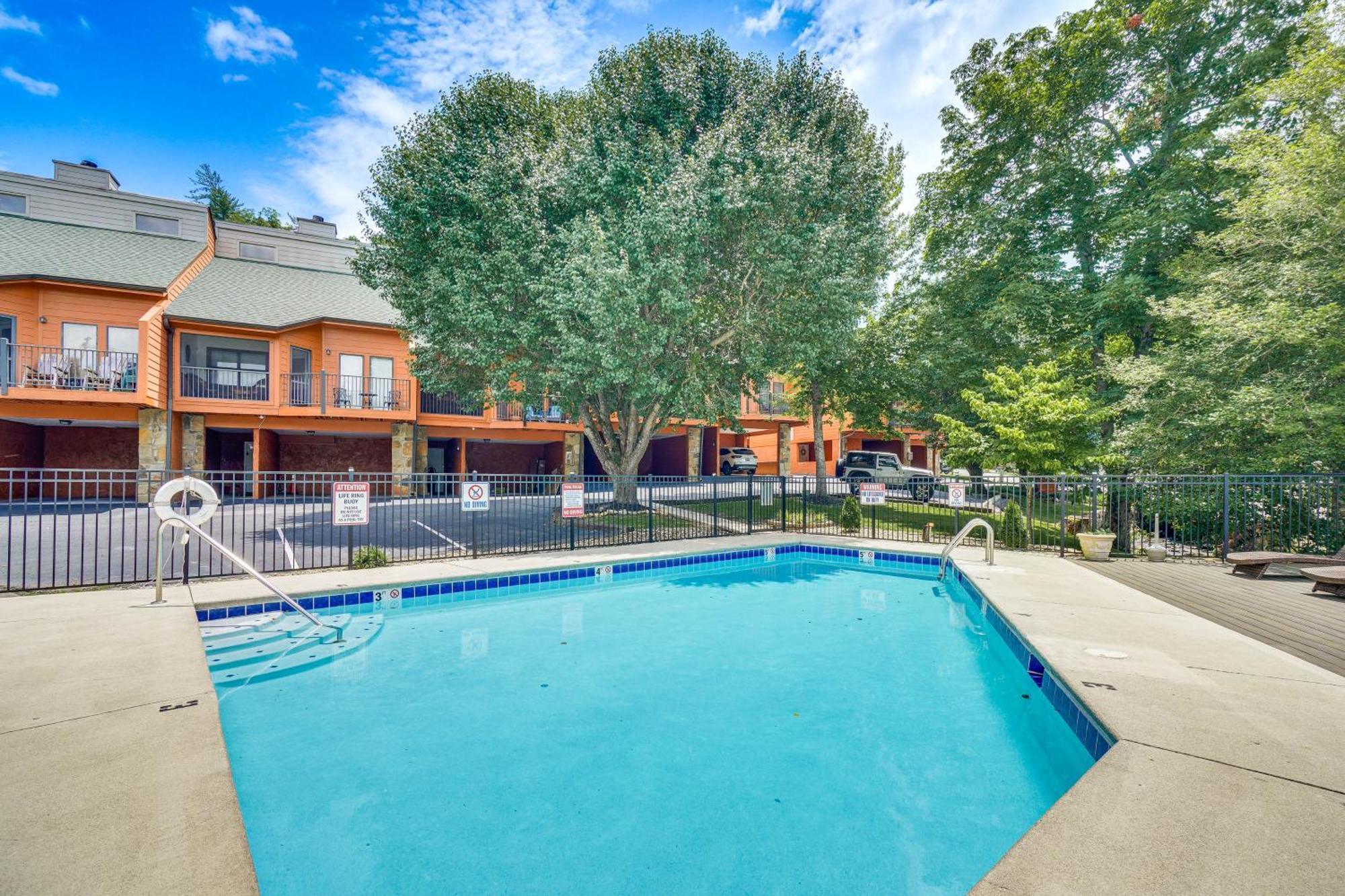 Gatlinburg Mountain Townhome With Pool Access! Zewnętrze zdjęcie
